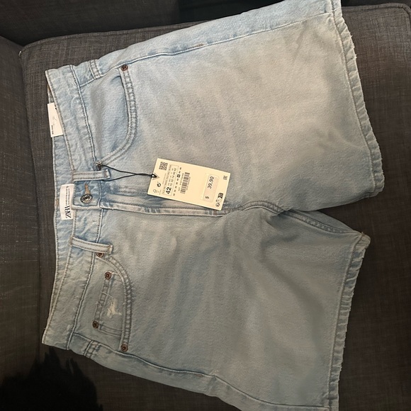 Zara short - Picture 2 of 2
